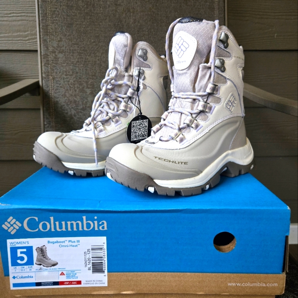 Columbia women's Bugaboot Plus III Omni-heat size 5- NEW